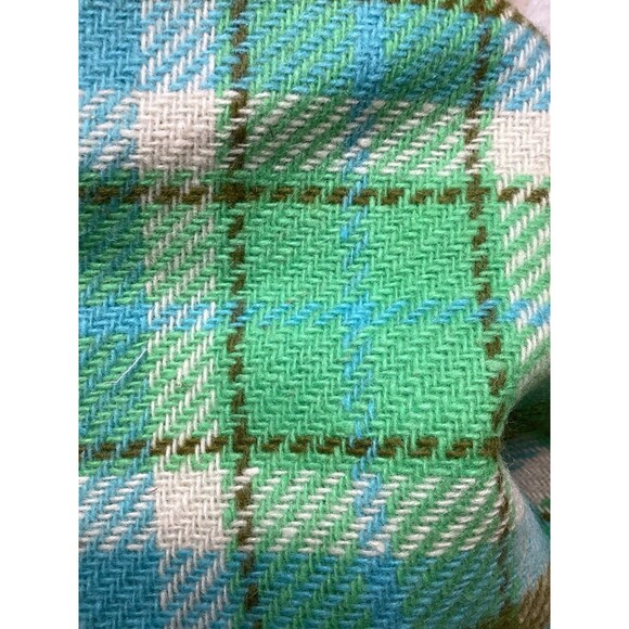 Vintage Green Plaid Fringe Polyester Cape Poncho Shawl Wool Knit Handmade 70s - Picture 12 of 14